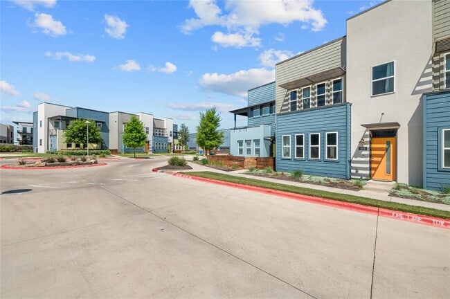 Foto del edificio - 9015 Cattle Baron Path