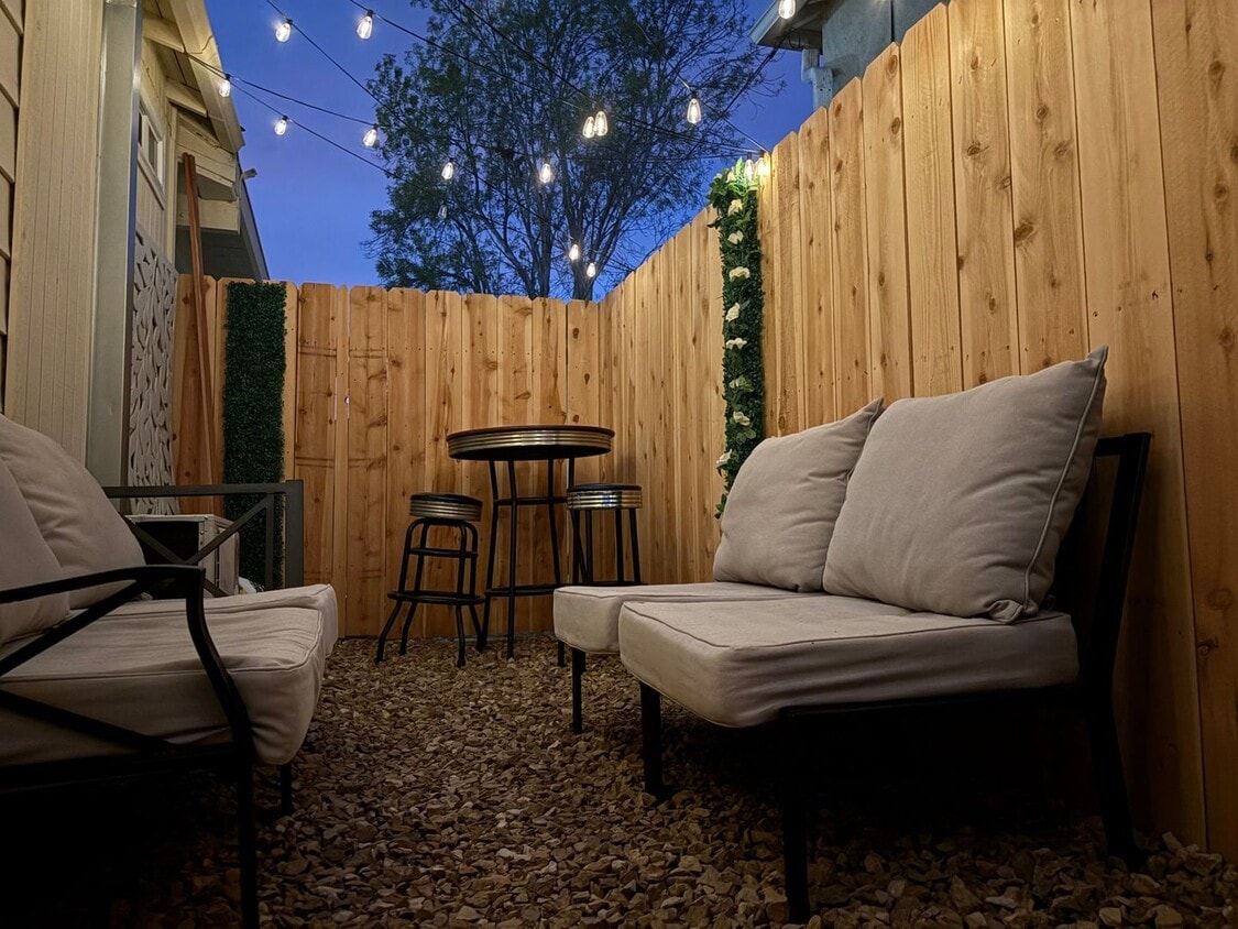 Foto principal - 204 N Pierce St