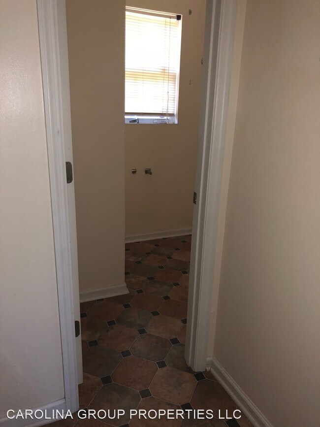 Building Photo - 3 br, 2 bath House - 1306 Bob Braswell Court