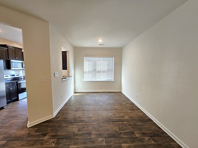 Foto del edificio - 211 Belmar Rd