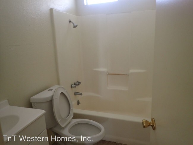 Foto del edificio - 135 S Norma St