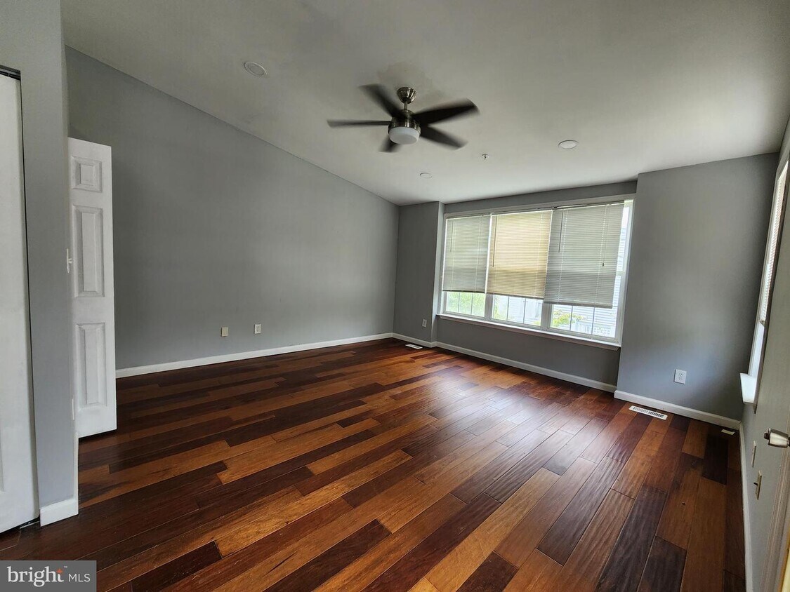 15 Crusader Ct, Germantown, MD 20874 Townhome Rentals in Germantown