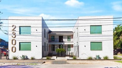 Building Photo - 2300 Stanford St