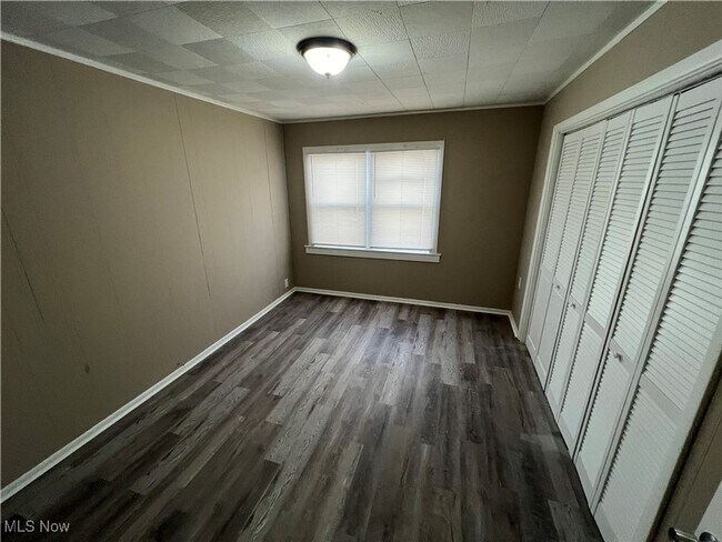 Foto del edificio - 4617 E 173rd St
