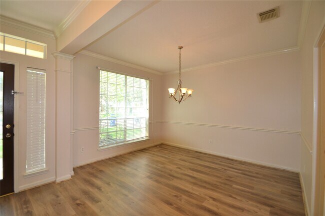 Foto del edificio - 5007 Bellmead Dr