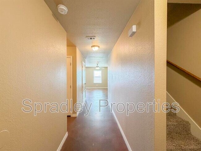 Foto del edificio - 778B E Ridge Blvd