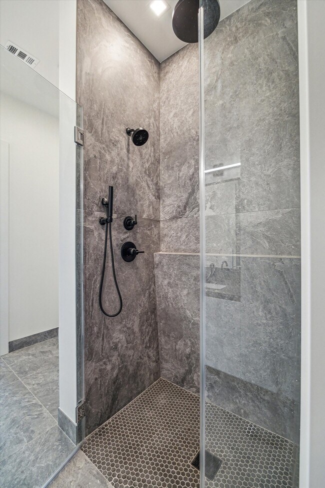 Foto del edificio - 1711 Allen Pkwy