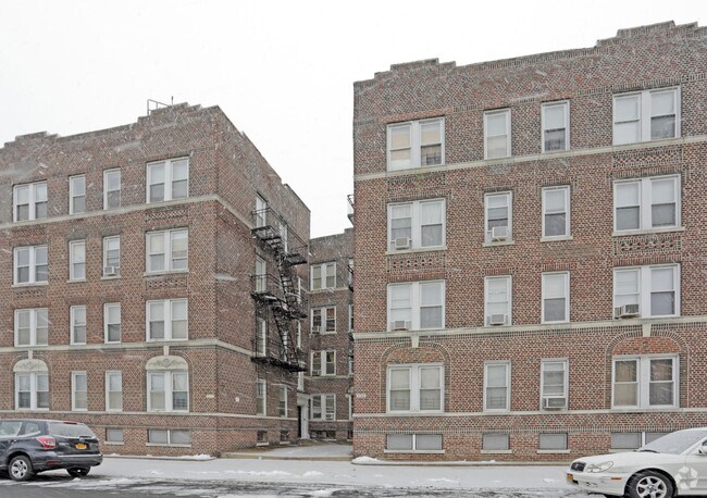 Building Photo - 3345 Murray St