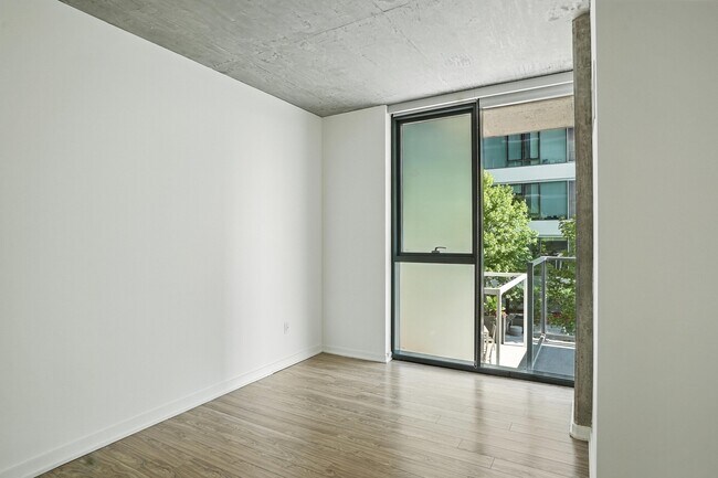 Foto del edificio - 1323 S Wabash Ave
