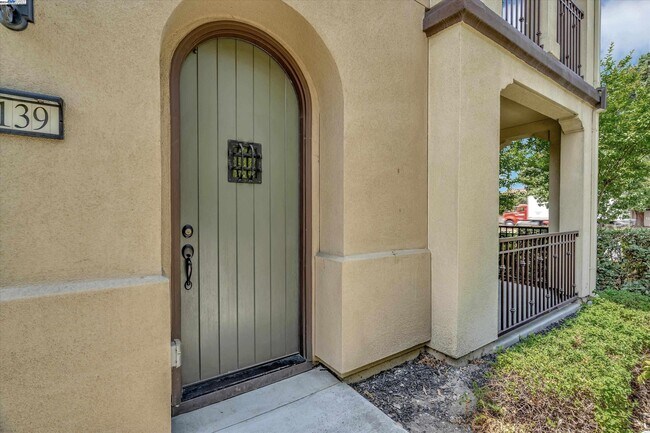 Building Photo - 1139 Genco Terrace