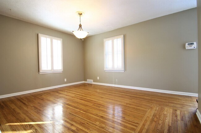 Foto del edificio - Inviting and Spacious 3 Bedroom / 3 Bathro...