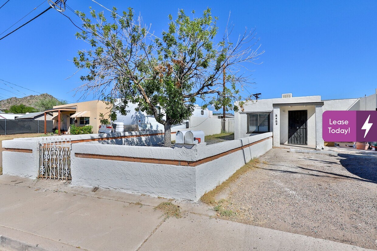 102 E Hatcher Rd, Phoenix, AZ 85020 House Rental in Phoenix, AZ