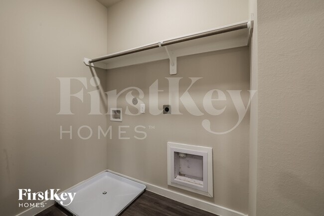 Foto del edificio - 18519 Centro Row