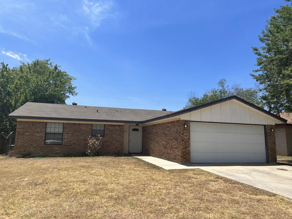2005 Moonlight Dr House Rental in Killeen, TX
