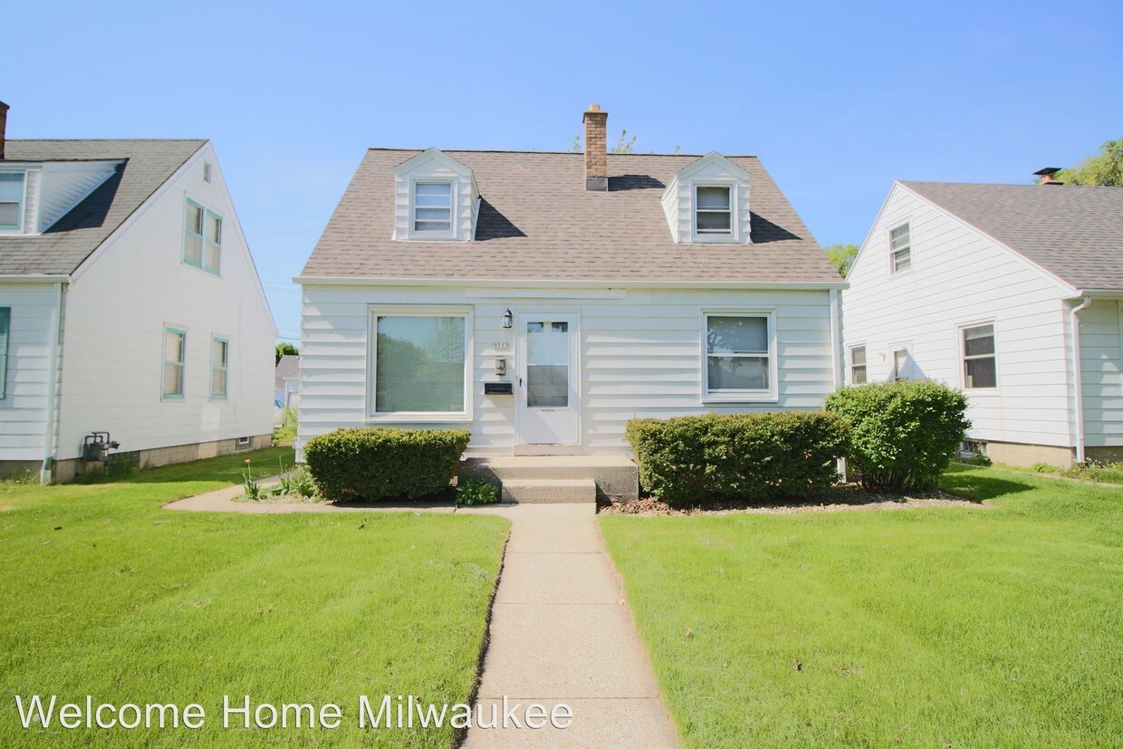 Foto principal - 3 br, 1 bath House - 9515 W Lisbon Ave