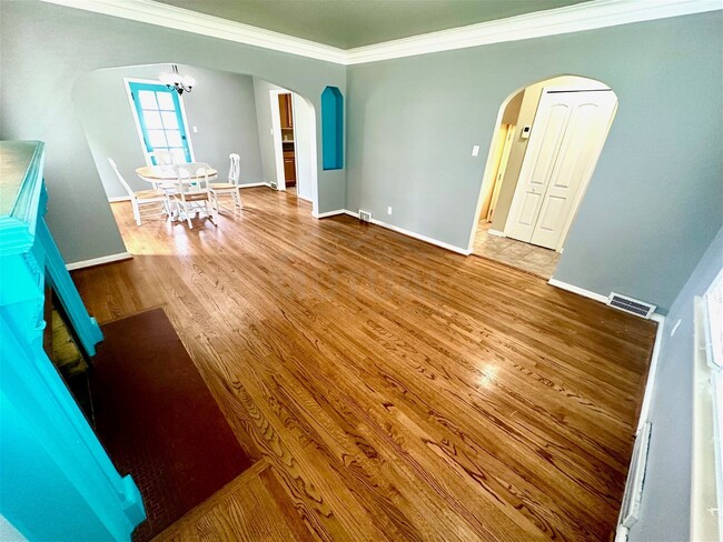 Building Photo - 1856 23rd Street, Wyandotte, MI 48192 - 3 ...