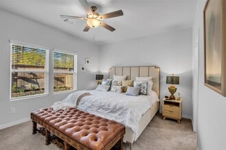Building Photo - 7866 Alset Dr