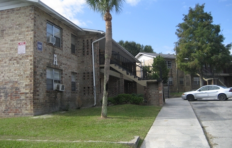 Building Photo - Springhill Apartments