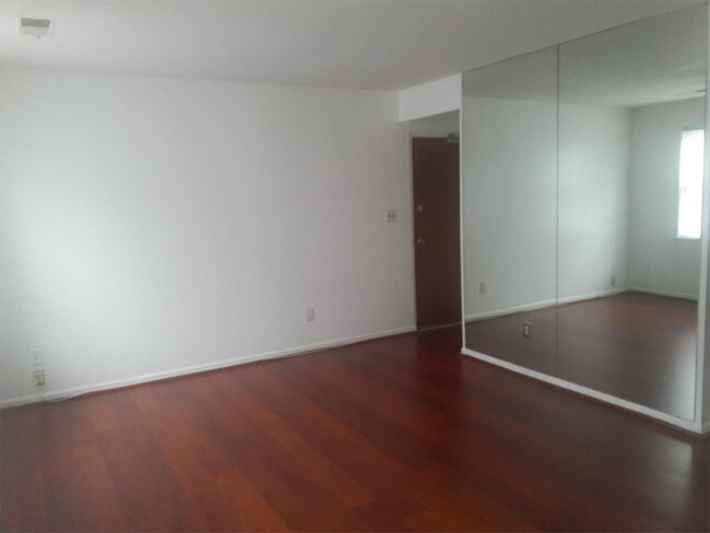 Foto del edificio - 2001 Fort Davis St SE