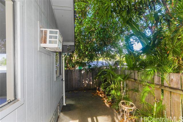 Building Photo - 560 Kaha St