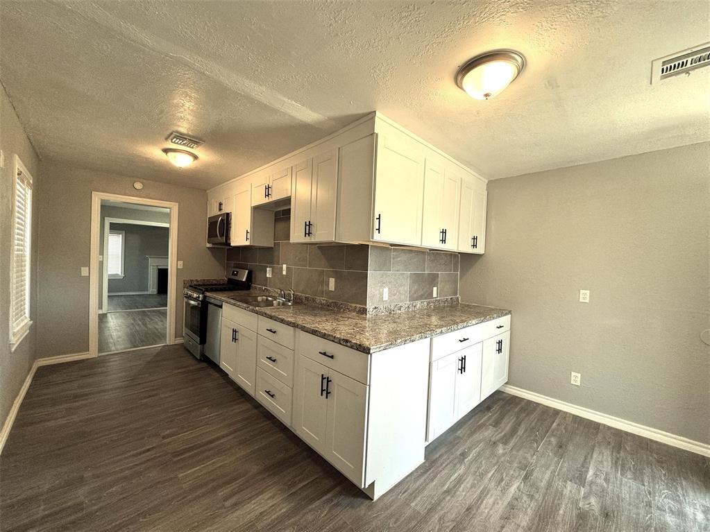 Foto del edificio - 2100 NE 19th St