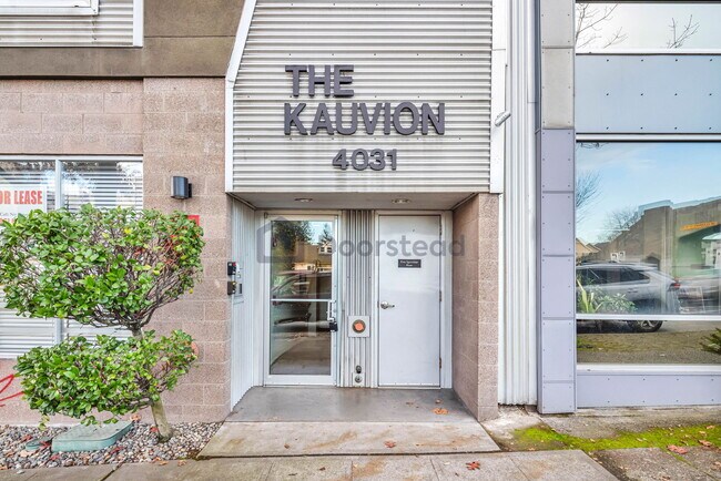 Foto del edificio - 4031 Aurora Ave N