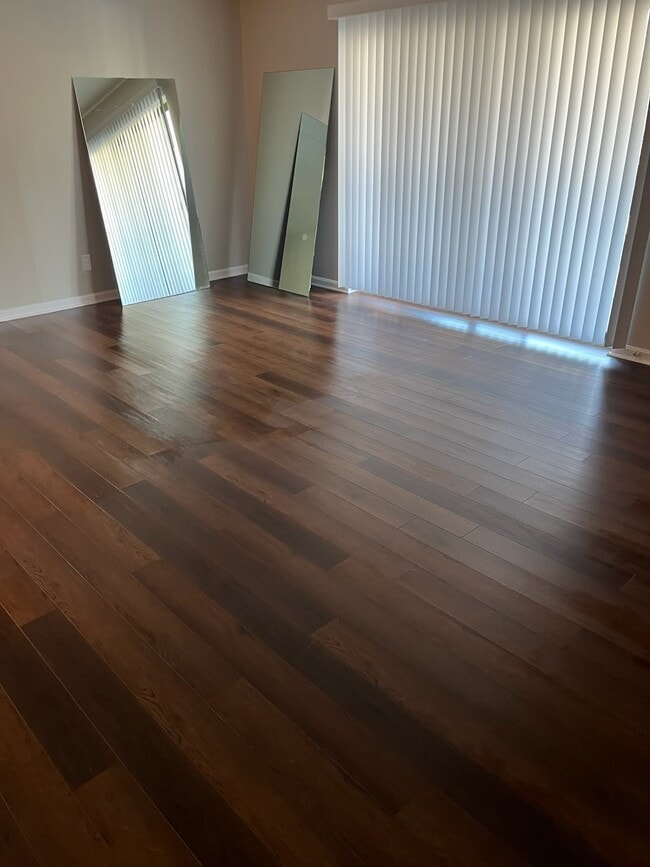 Building Photo - 1263 Lost Nation Rd