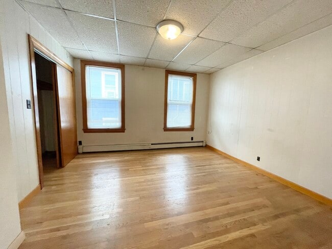 Building Photo - 6 Oswald St