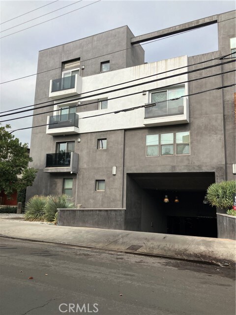 Foto del edificio - 11925 Kling St