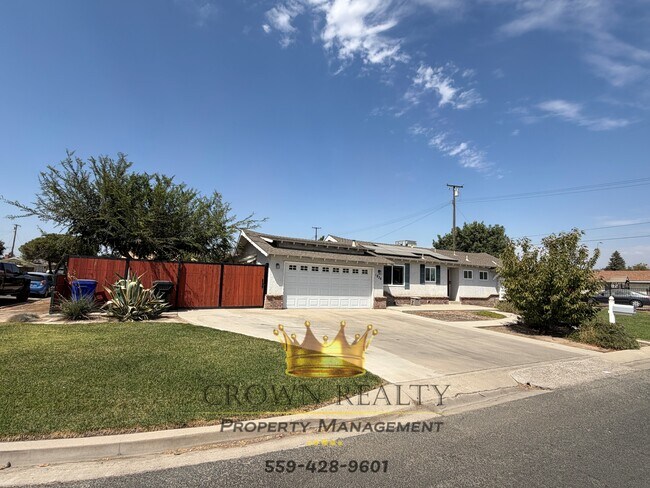 Foto del edificio - 1836 W School Ave