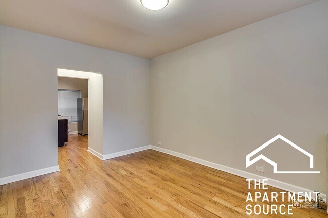 Foto del edificio - 838 E 53rd St