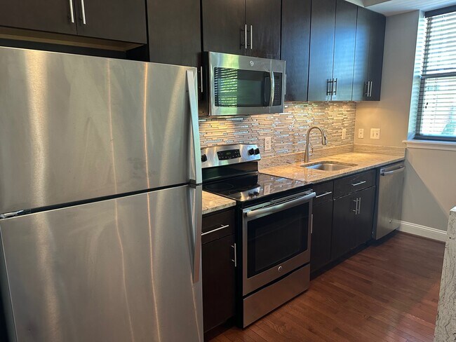 Foto del edificio - 1831 2nd St NE