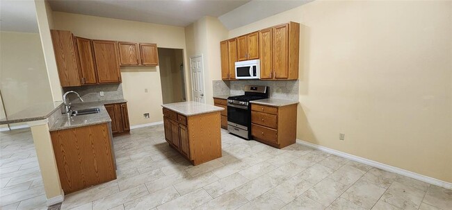 Foto del edificio - 6503 Faulkner Ridge Dr