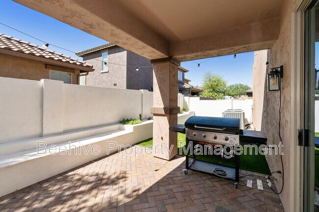 Foto del edificio - 3829 E Kesler Ln