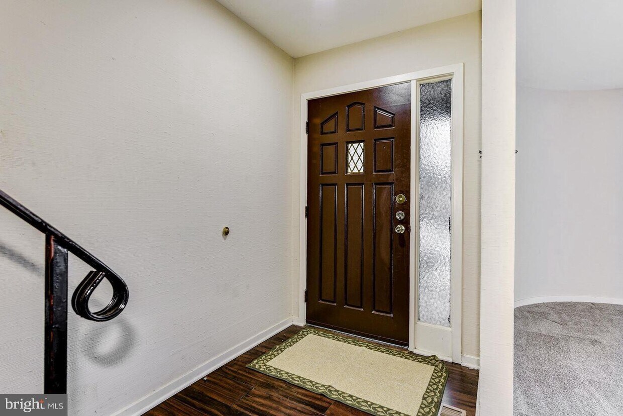 215 Keats Ct, Gloucester Township, NJ 08081 Townhome Rentals in