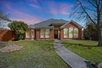 Building Photo - 10916 Reisling Dr