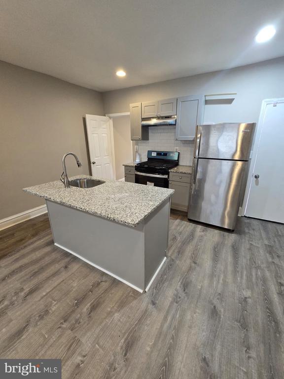 Foto principal - 5626 Haddington Ln