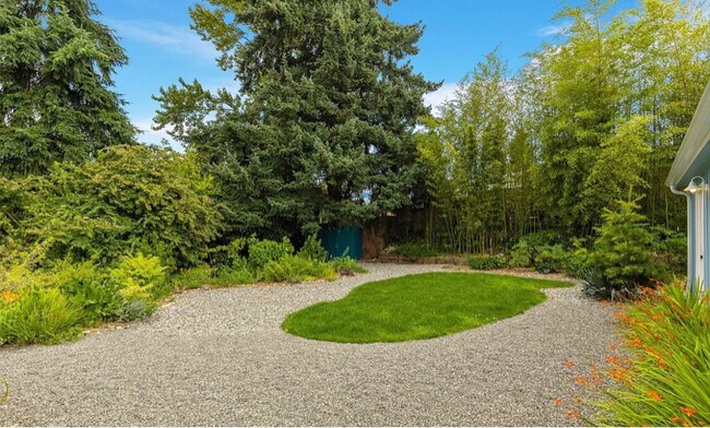 Foto del edificio - 5651 S 144th St