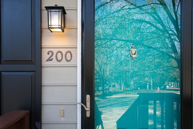Foto del edificio - Beautiful 3 Bedroom Home in Chapel Hill!