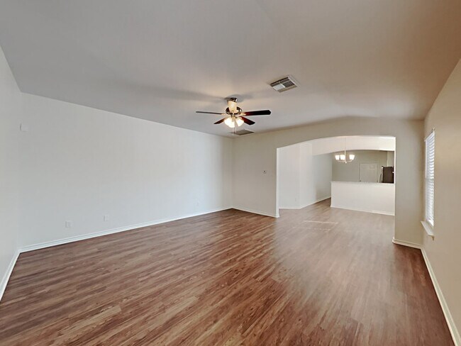 Building Photo - 7215 Desert Bluff Ln