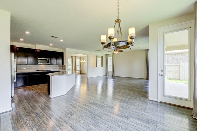 Foto del edificio - 15623 Hanover Breeze Ln