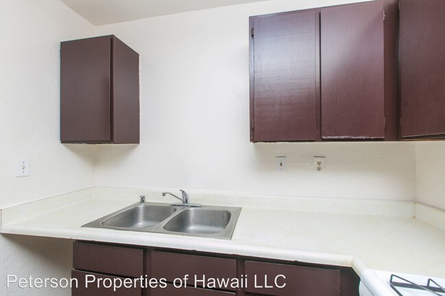 Building Photo - 2 br, 1 bath House - 87-126 Helelua St. #D101