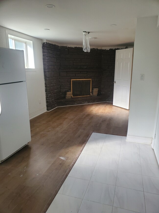 Building Photo - 7742 Anaka Dr