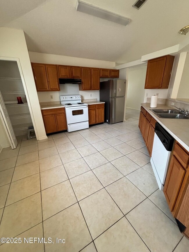 Foto del edificio - 5374 Lacy Jane Way