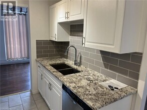 Building Photo - 225 Harvard Pl