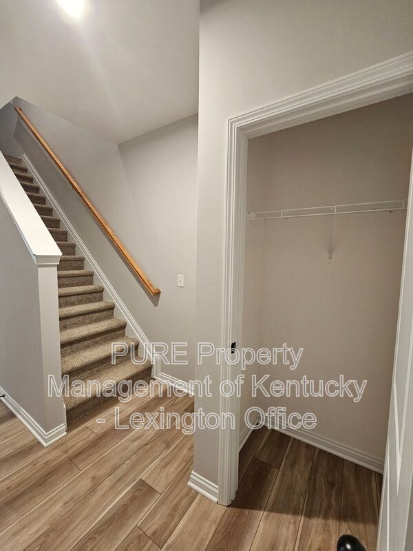 Building Photo - 3109 Daly Pl