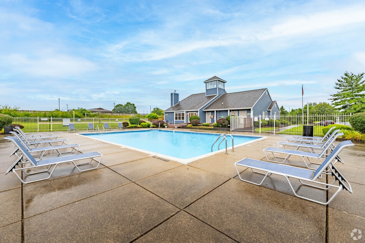 Primary Photo - Chesapeake Landing