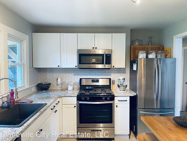 Building Photo - 3 br, 2 bath House - 223 Fayetteville Street