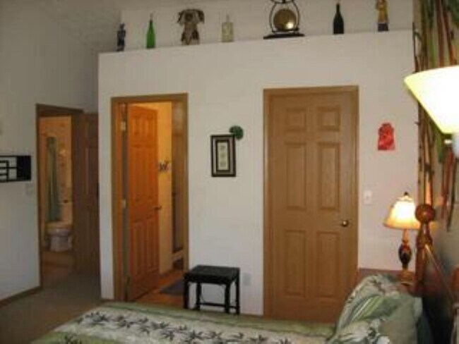 Foto del edificio - 8290 Mira St