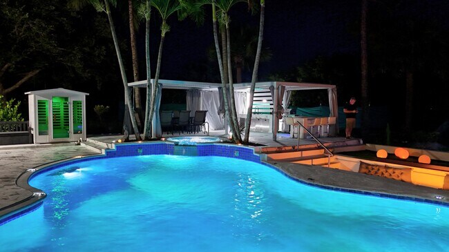 Foto del edificio - 377 Squire Dr